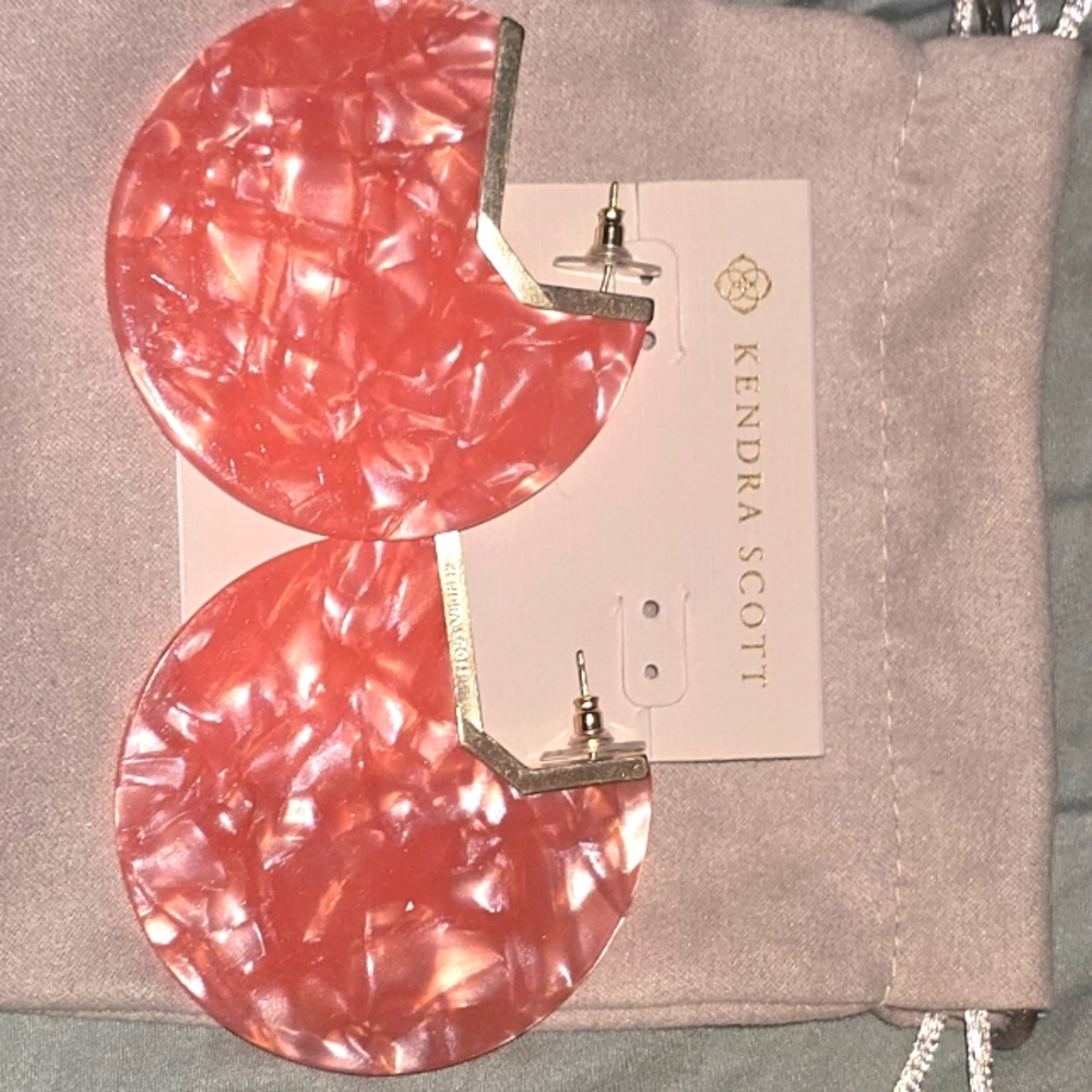 Kendra Scott Kendra Scott Kai Earrings Peach